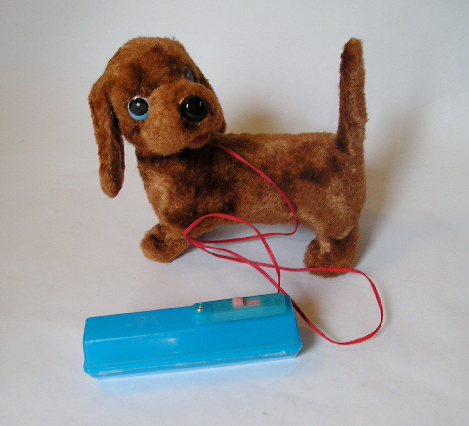 battery operated realistic dogs