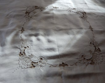 VINTAGE TABLECLOTH