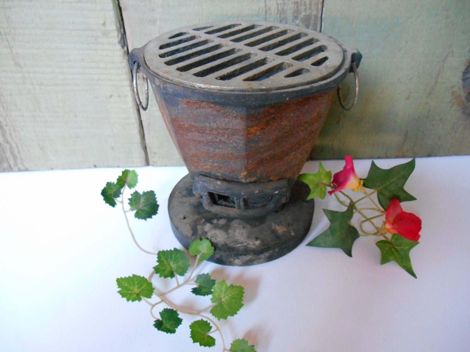 Vintage Cast Iron Mini Japanese Hibachi Grill