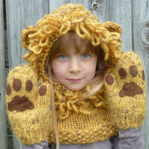 Knitting Pattern UK. Lion Hat Hood & Mitten Paws. Sizes