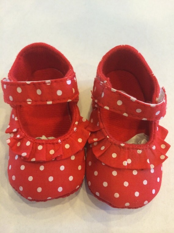 Items similar to Baby Girl's Crib Shoes Red and White Polka Dot Shoes
