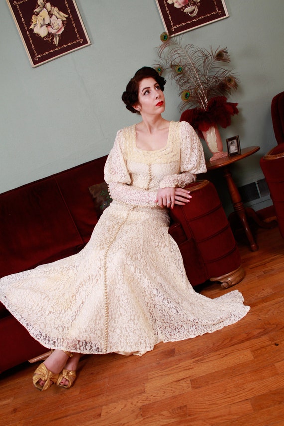 RESERVED ON LAYAWAY  Vintage 1930s Wedding  Gown  by FabGabs