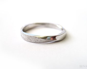 mobius strip wedding rings