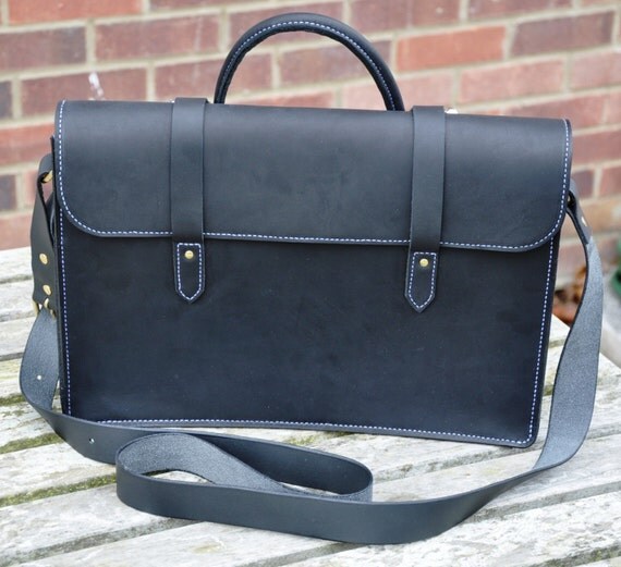 Items similar to Custommade traditional leather sheet music bag or