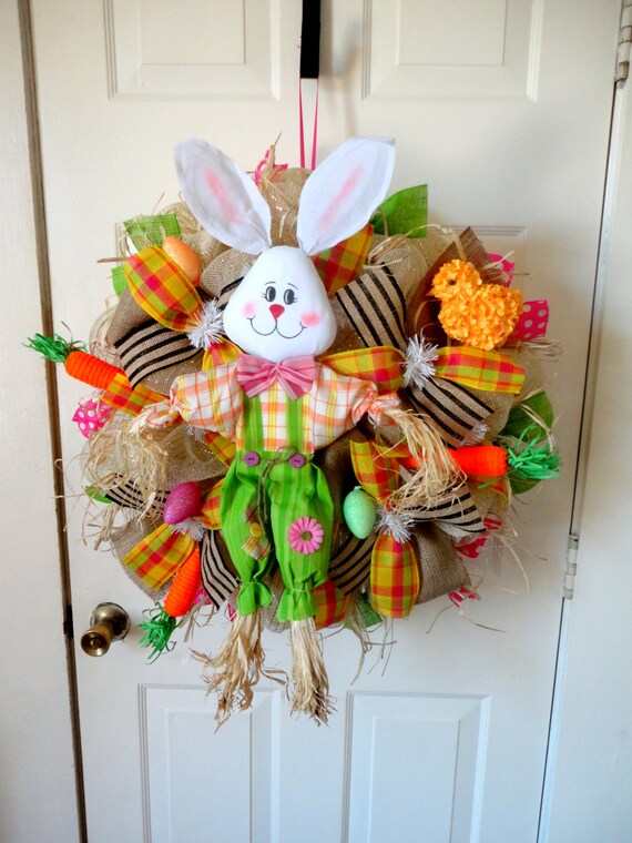 Items similar to Straw Bunny Wreath Easter Deco Mesh Wreath Spring