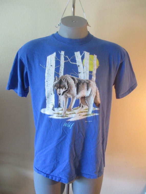 Vintage Blue Wolf T SHIRT shirt with awesome Wolf graphic size