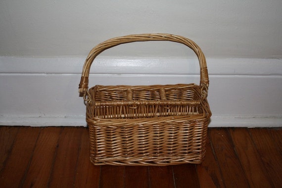 Wicker Utensil Caddy. Vintage Silverware Organizer. Office