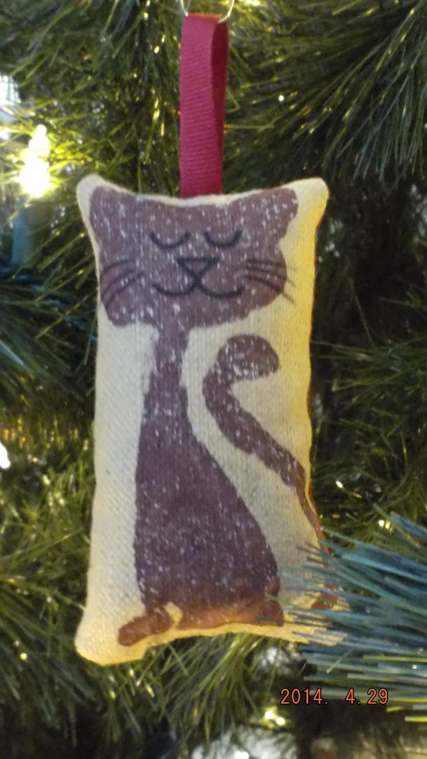 Primitive Burgundy Cat Stenciled Pillow Christmas Tree Ornament FREE SHIPPING!