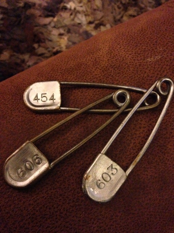 Vintage Risdon KeyTag Blanket Safety Pin