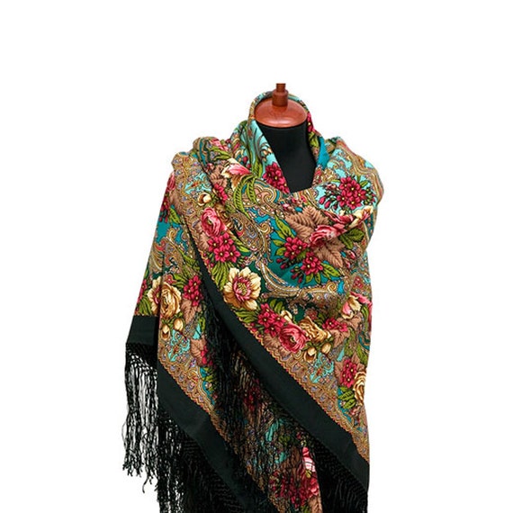 Shawl (scarf) from Russia. Woolen Russian shawl