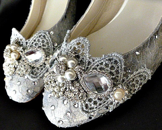 Silver Wedding Shoes .. Silver Lace .. Silver Lacy Shoes.. Low