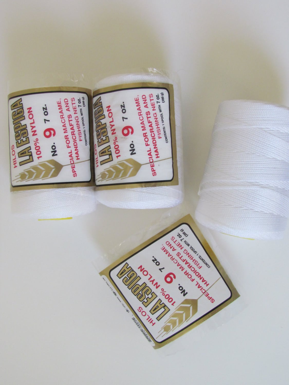 Omega Nylon Crochet Thread White Size 9 by pegsyarncreations