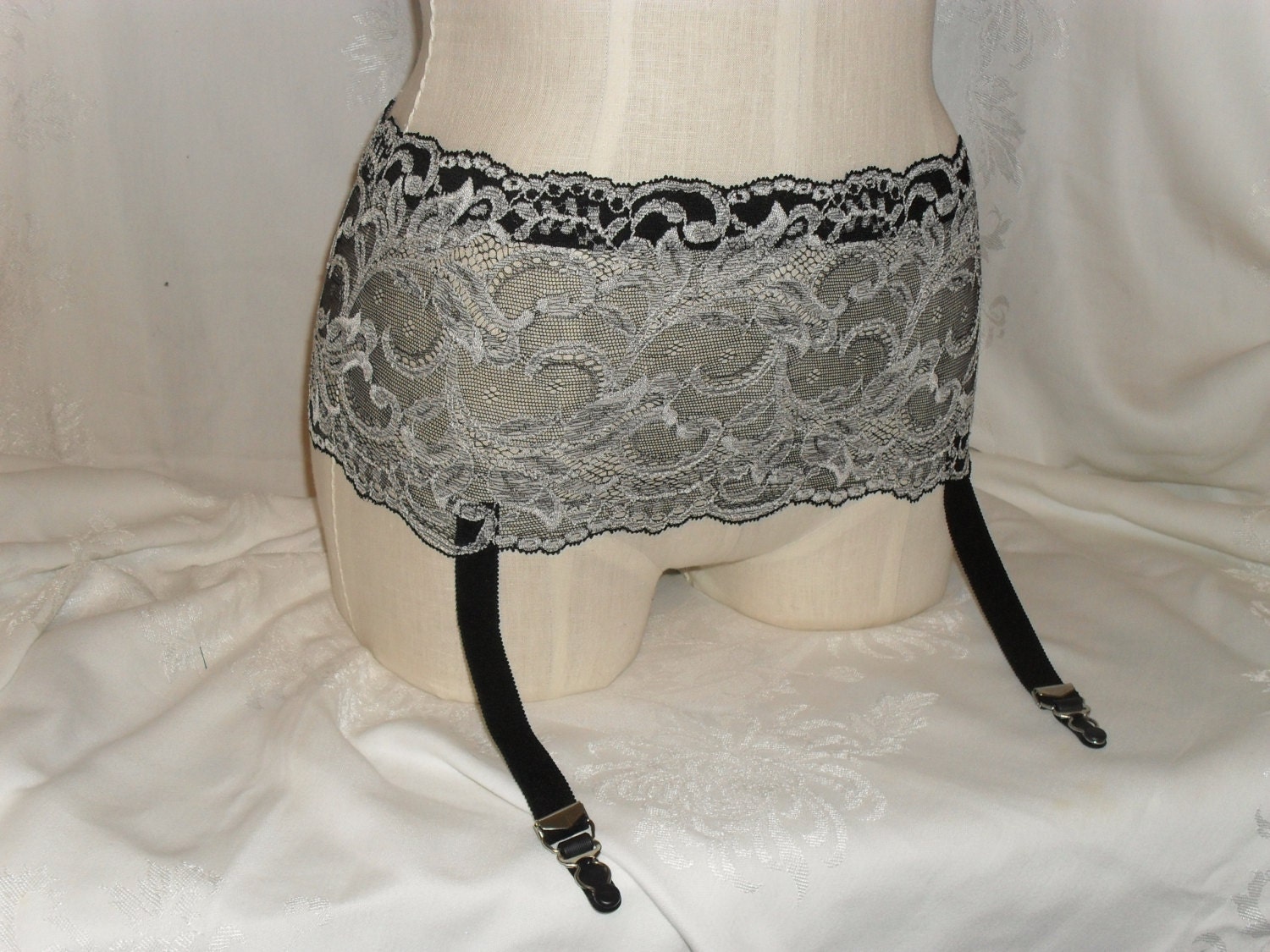 Black and White Sheer Stretch Lace Garter Belt