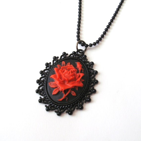 Gothic Rose Necklace in Black, Red Rose Cameo Necklace, Black Chain