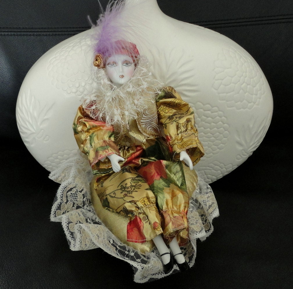 Vintage Harlequin Jester Music Box Porcelain Clown on Pillow