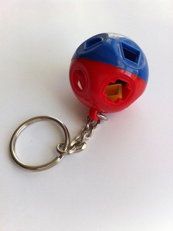 Vintage Shape O Toy keychain
