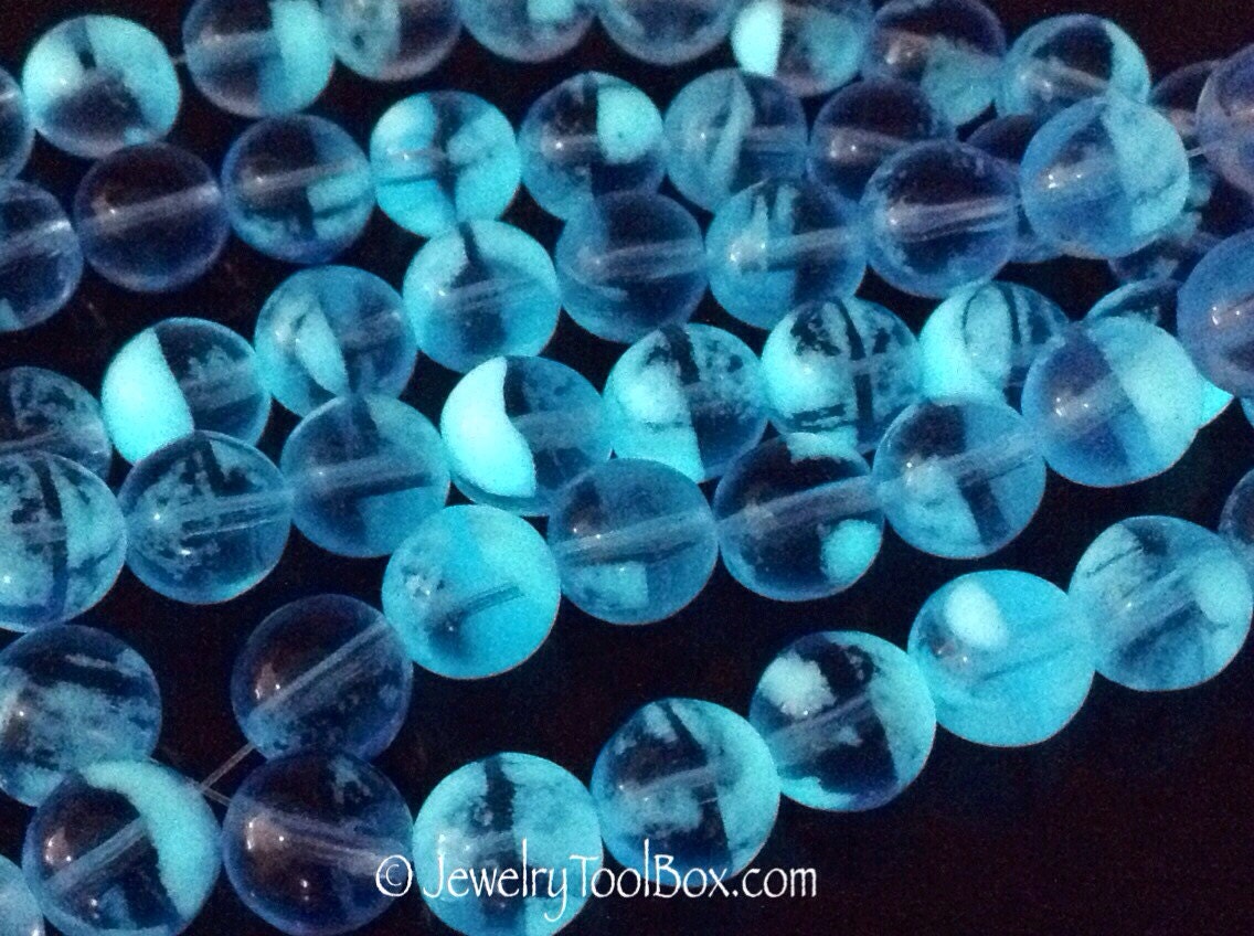 GLOW in the DARK Czech Glass Beads Sapphire Blue 8mm Smooth