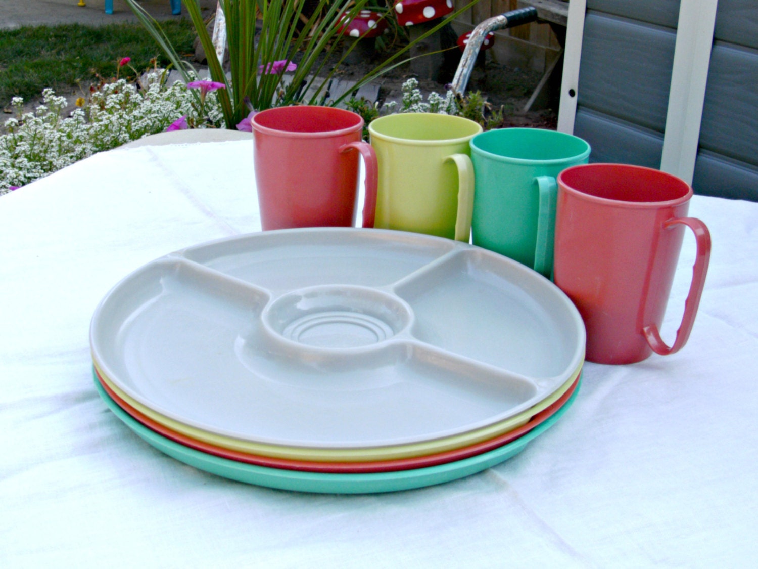 Vintage Melamine Dishes Four Piece Dinner Set Haute Juice