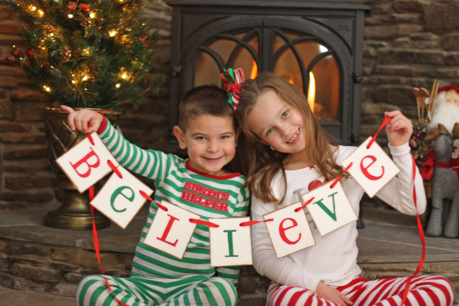 Christmas Banner Believe Garland Red and Green Great Christmas Card Photo Prop