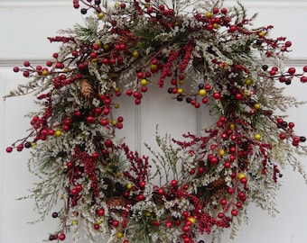 Winter Wreath , Christmas Wreath , Holiday Christmas Wreath , Berries Wreath , Holiday Door Wreath