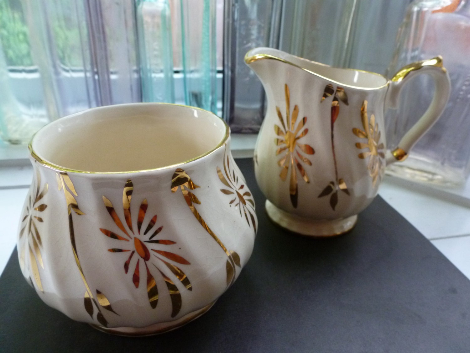 Sadler Cream and Sugar Set Cream and Gold Flowered Cream and Sugar Set