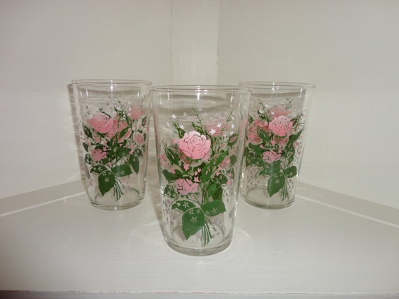 Vintage Pink Drinking Glasses 9