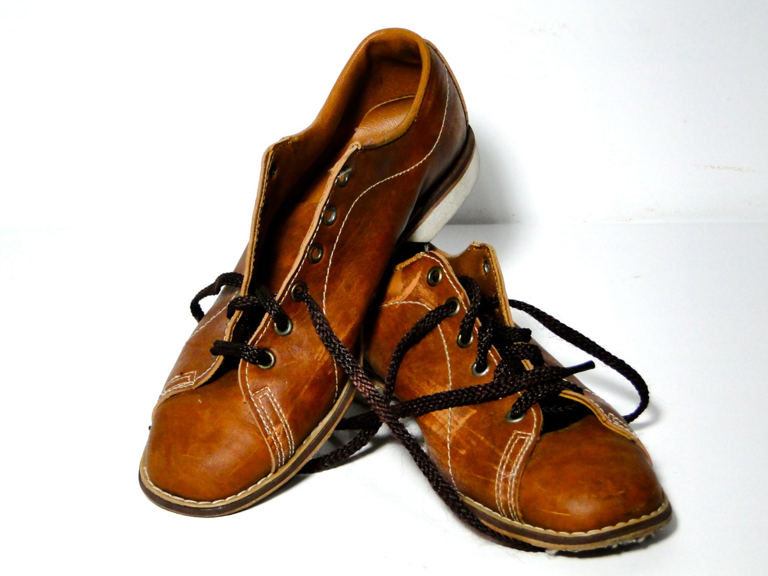 Vintage Bowling Shoes / Leather Oxfords Scruffy Retro Cool