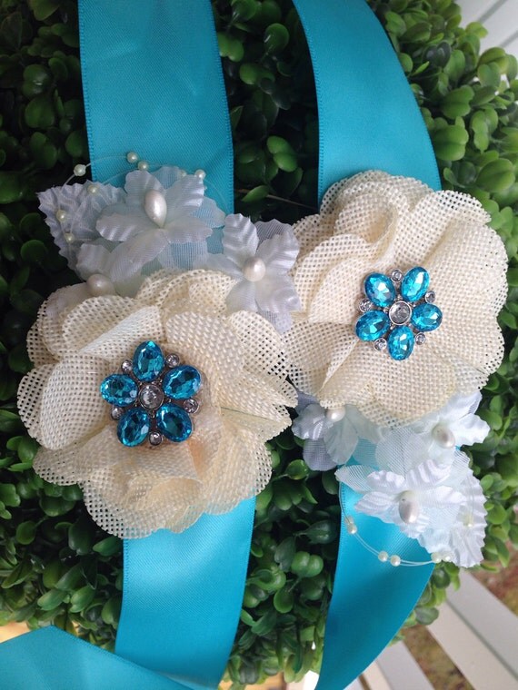 Items similar to Brooch Corsage on Etsy