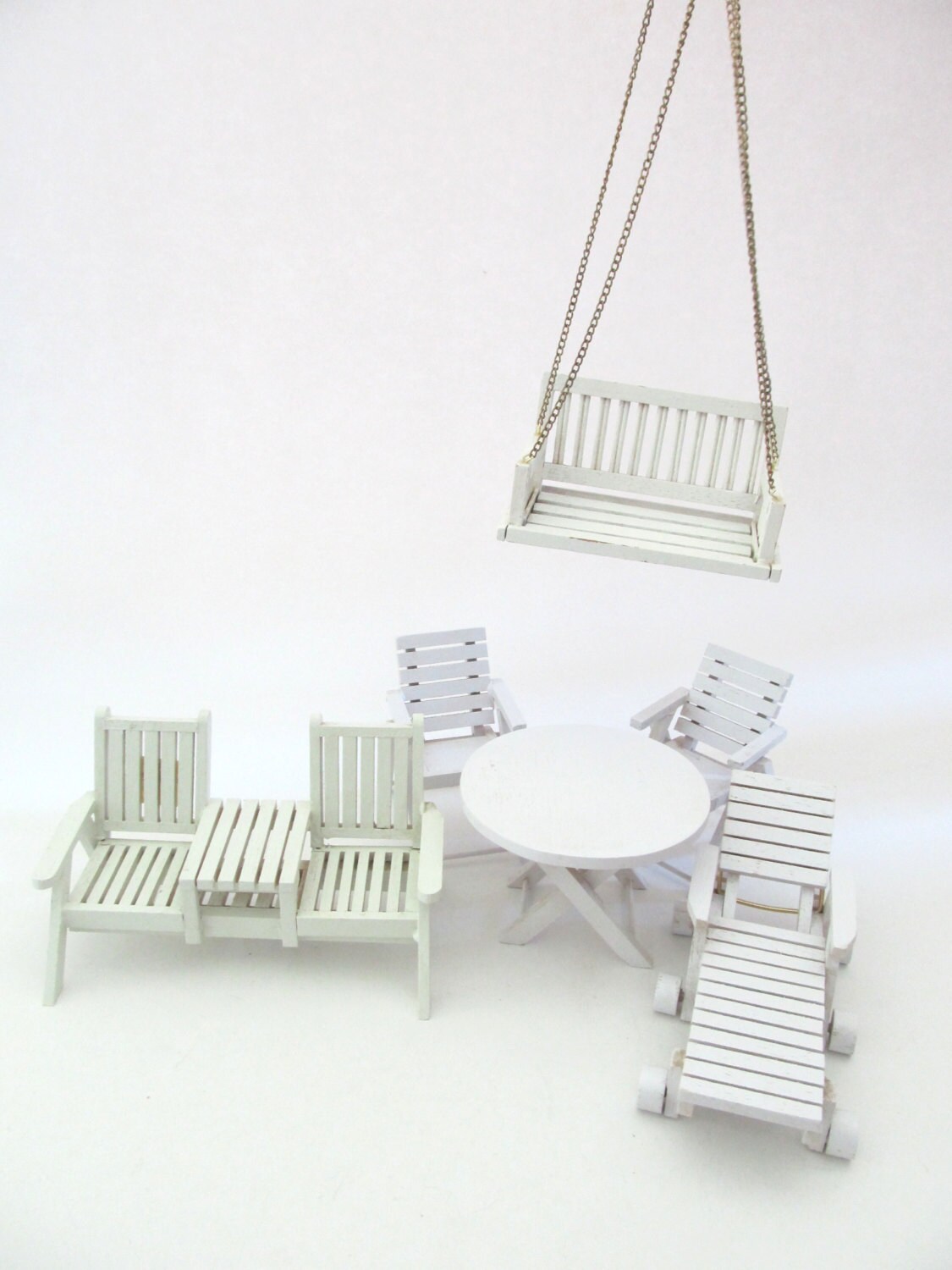 dollhouse outdoor furniture