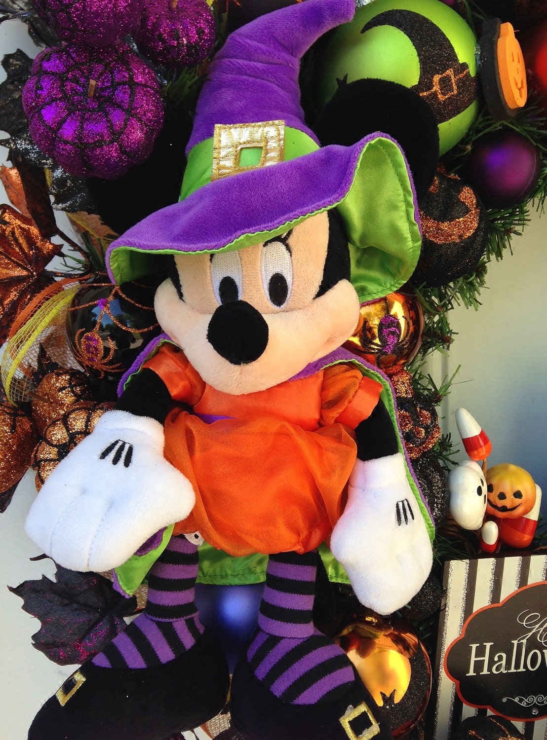 mickey and minnie halloween figurines