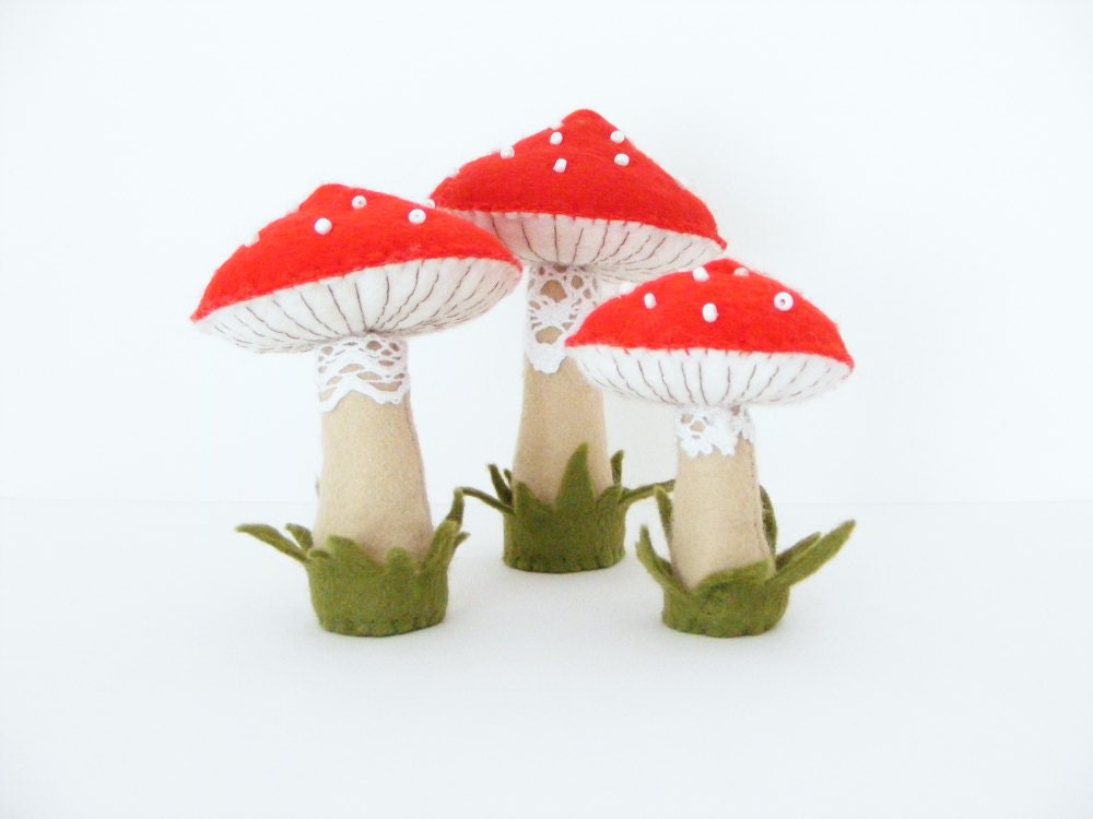 PDF pattern Felt toadstools Easy sewing pattern hand