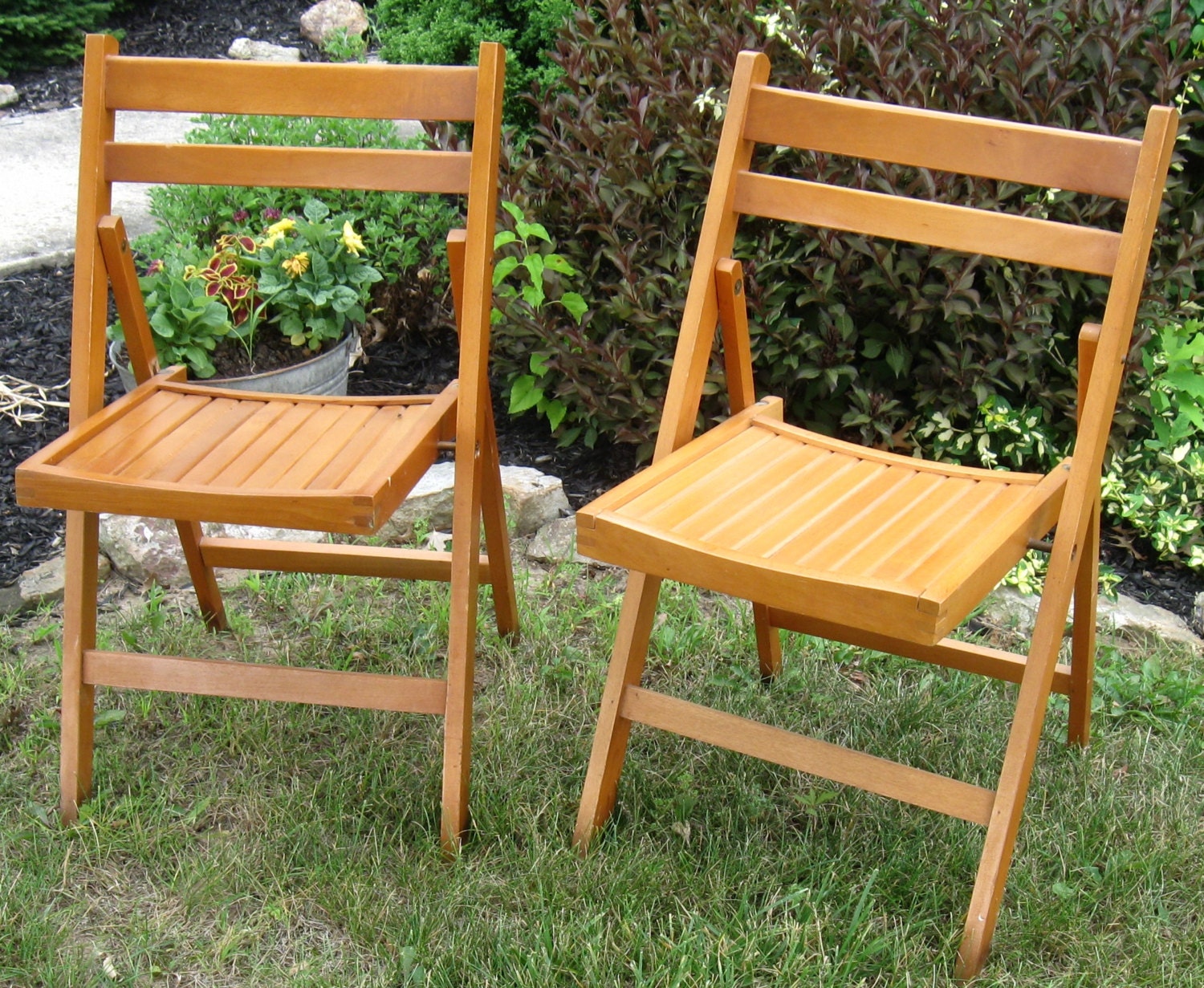 Pair of Vintage Folding Wooden Deck Chairs made in Romania, Original