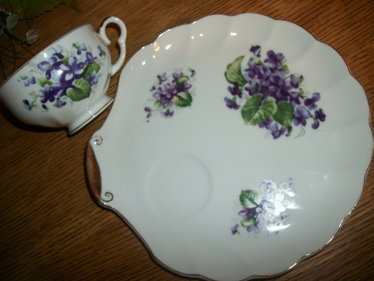 Vintage Dishes White Shell Dessert Plate Coffee Tea Cup Snack