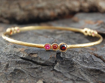 Garnet Bracelet, Garnet Bangle, Gemstone Bracelet, Gemstone Bangle, Ruby Bracelet, Boho Bracelet, Gold Gemstone Bangle, January Birthstone