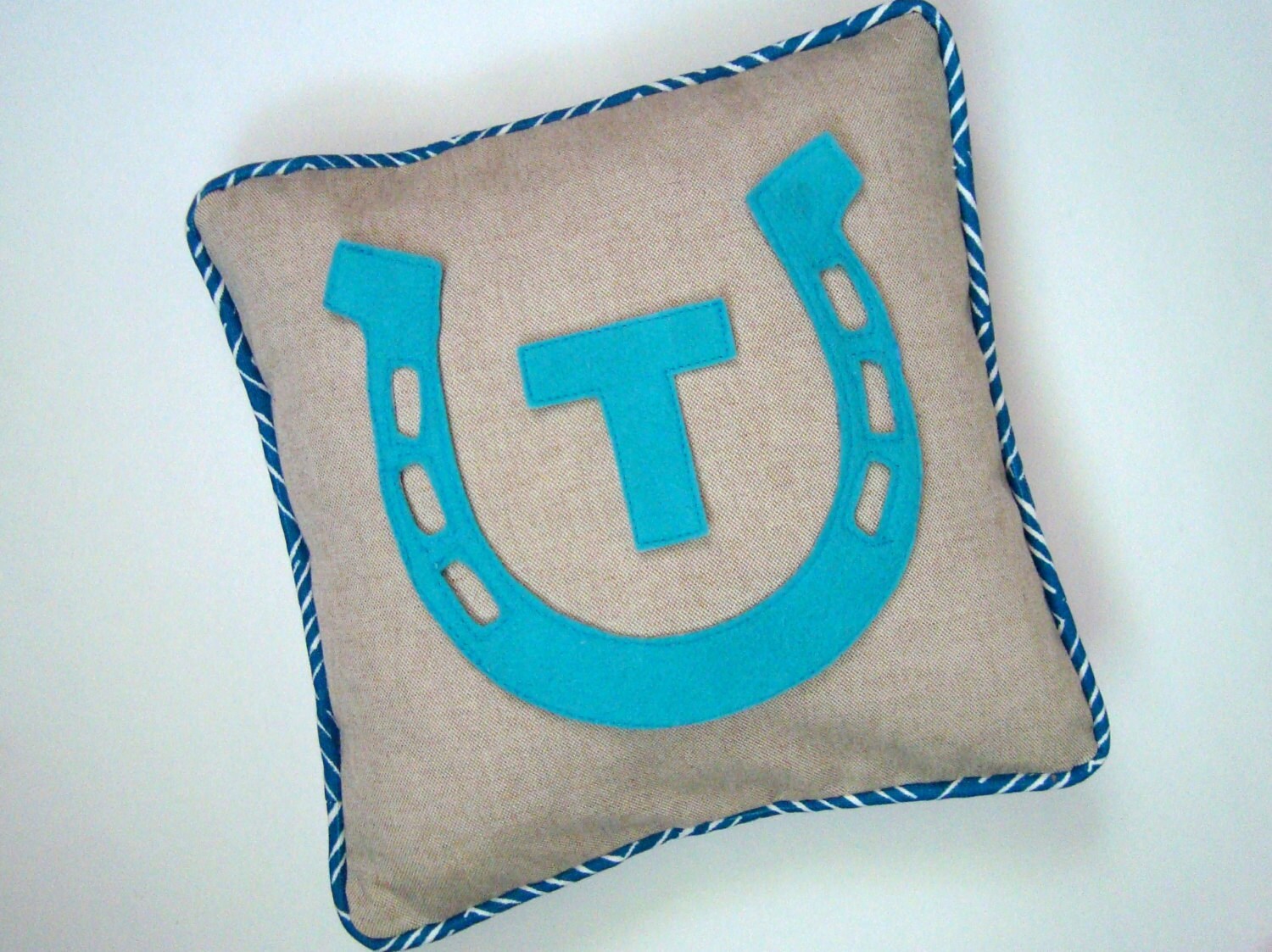 horse shoe shaped pillow