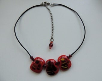 fused glass necklace,red pendant necklace,red painted necklace,glass jewelry,glass necklace,red glass pendant,fused pendant, fused necklace