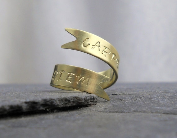 carpe diem ring