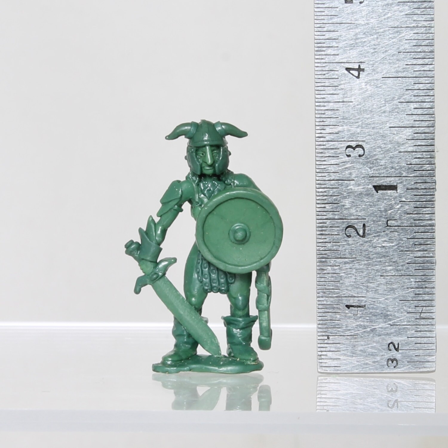 28mm Scale Fantasy Female Warrior Miniature by DeeperReaches