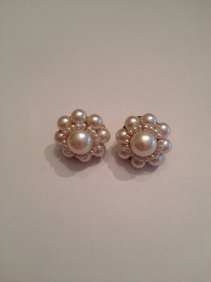 Vintage Pearl Cluster Earrings Bride Wedding Costume Jewelry