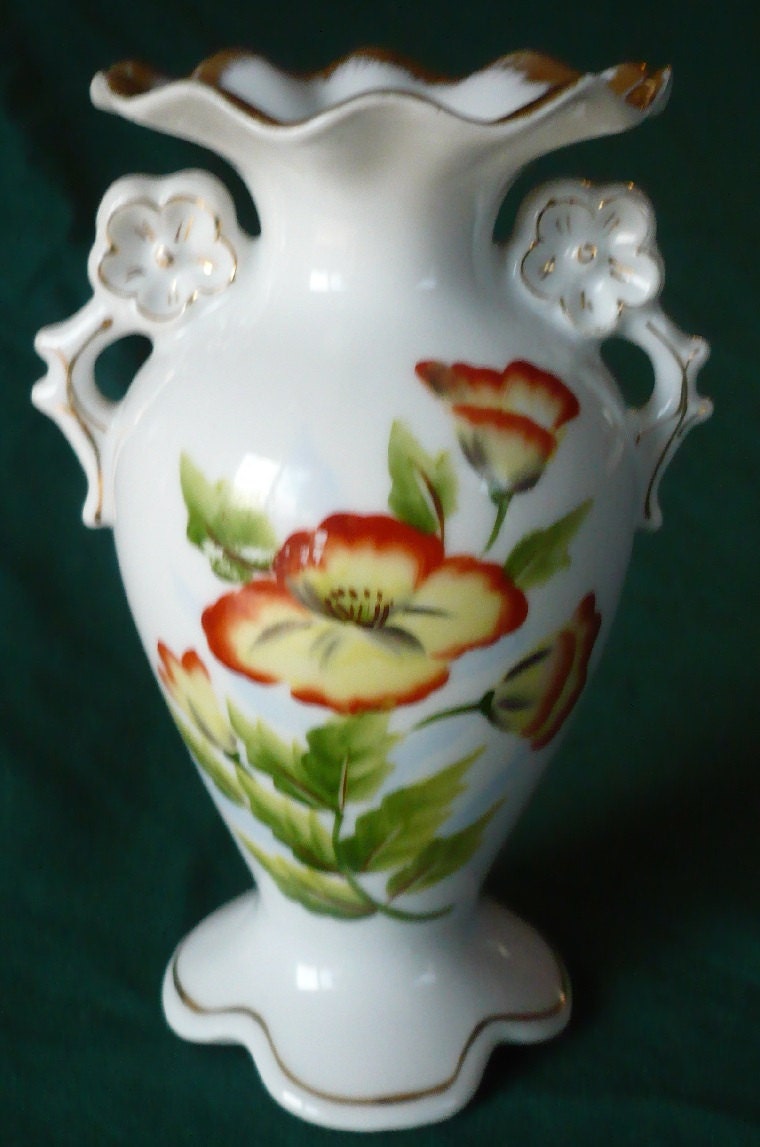 White vintage vase with ruffled top flower by ConcealedTreasures