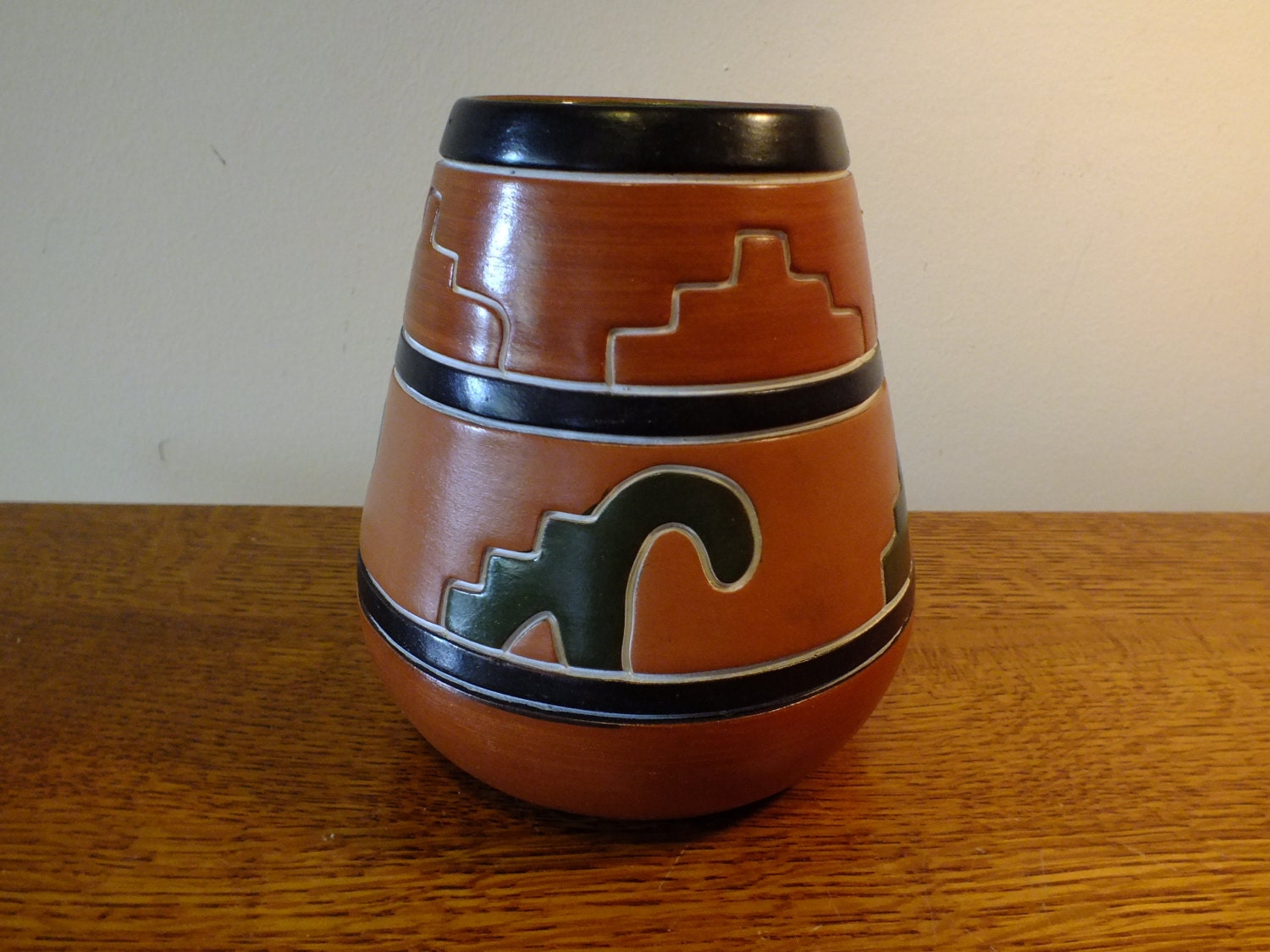 Vintage Aztec/Mayan Art pottery red clay vase with hand carved