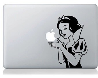 Snow White Macbook Cover Decal! Disney decal of snow white for your macbook.