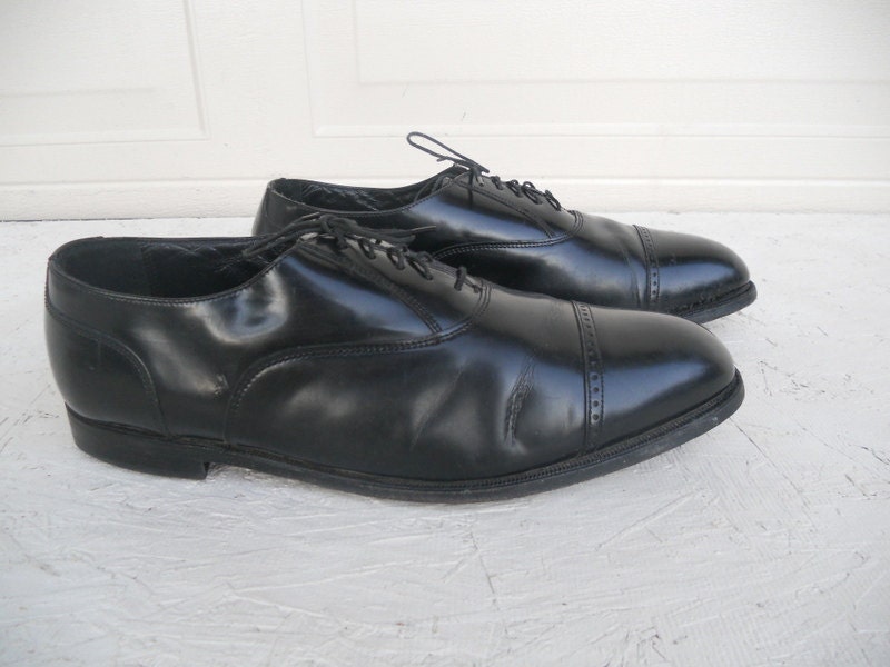 Vintage Men's Black Florsheim Tie Dress Shoes Size 13 FREE