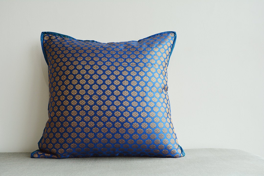 royal blue cushions