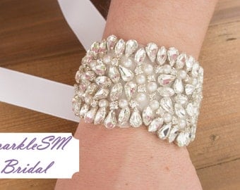 Rhinestone Bracelet, Bridal Bracelet, Rhinestone Cuff, Crystal Cuff, Wedding Cuff, Beaded Bracelet, Bridesmaid Bracelet, Bridesmaid Gift