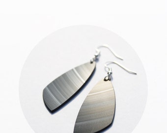 vinyl record jewelry black earrings eco-friendly earrings long earrings stylish dangle earrings black jewellery music jewelry for her gift