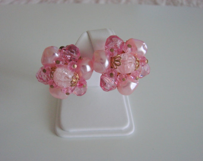 W. Germany Pink Cluster Bead Clip Earrings / West Western Germany / Vintage Jewelry / Jewellery