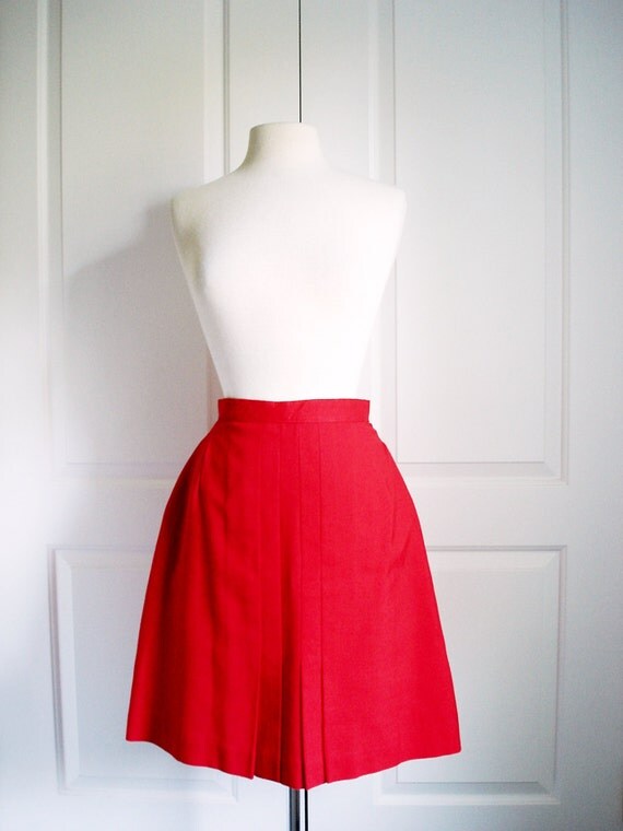 Vintage 70s red skirt/ A line skirt/ wide front pleats