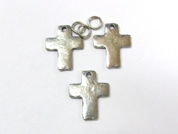 Hammered 3371  charm cross hammered   Pewter Charms Cross