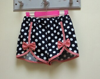GIRLS SHORTS! Cute shorts sewing pattern, GIDGET shorts kids shorts pattern to fit girls 2 to 14 years, toddler to teens shorts pattern
